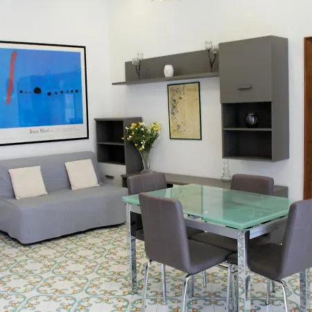 Casa Cariati Apartment Naples